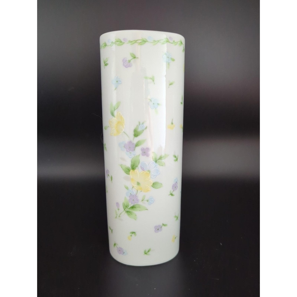 Vintage 1993 FTD Floral Bud Cylinder Vase White Porcelain Made in Japan 6.5in